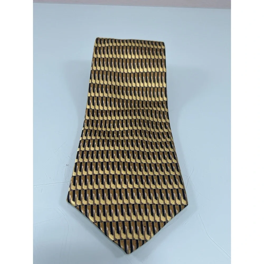 Men's Gold Black Silk Tie Geometric Pattern Classic Business Necktie No Tag. - Picture 2 of 5